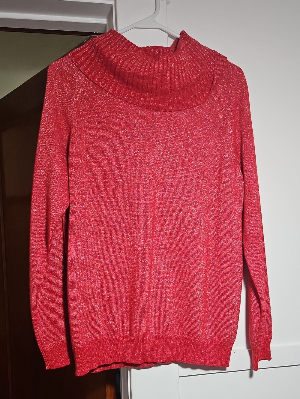 Simply Styled Stretchy Sparkly Red Cowl Neck Sweater Size Large